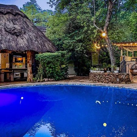 Victoria Falls Backpackers Lodge- Camp Sites Eksteriør billede