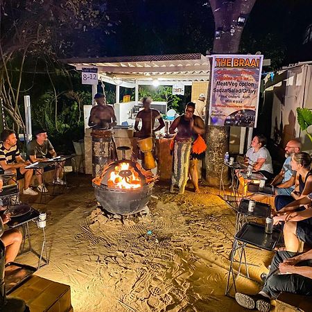 Victoria Falls Backpackers Lodge- Camp Sites Eksteriør billede