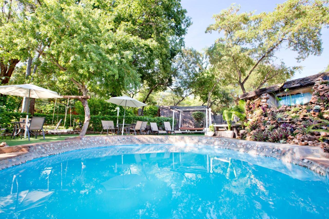 Victoria Falls Backpackers Lodge- Camp Sites Eksteriør billede