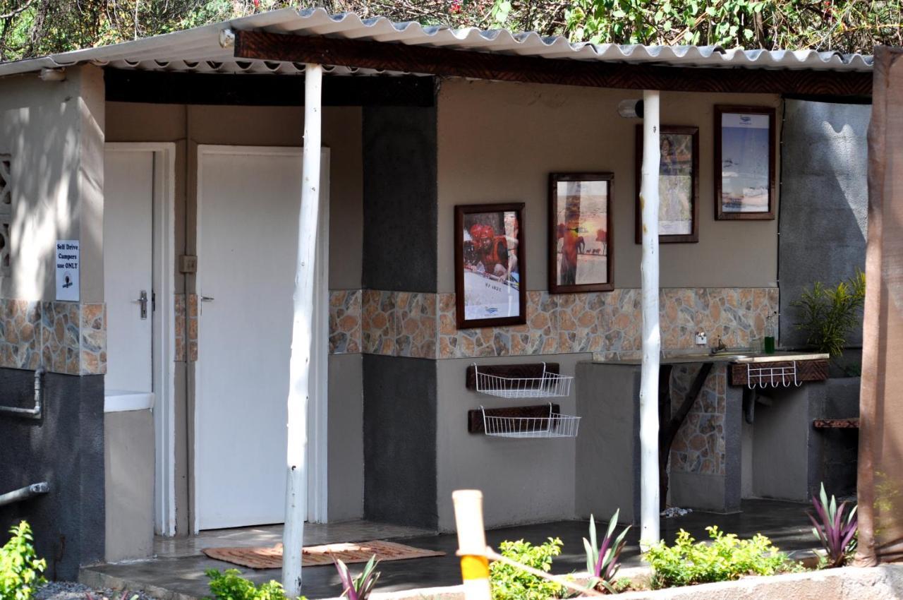 Victoria Falls Backpackers Lodge- Camp Sites Eksteriør billede