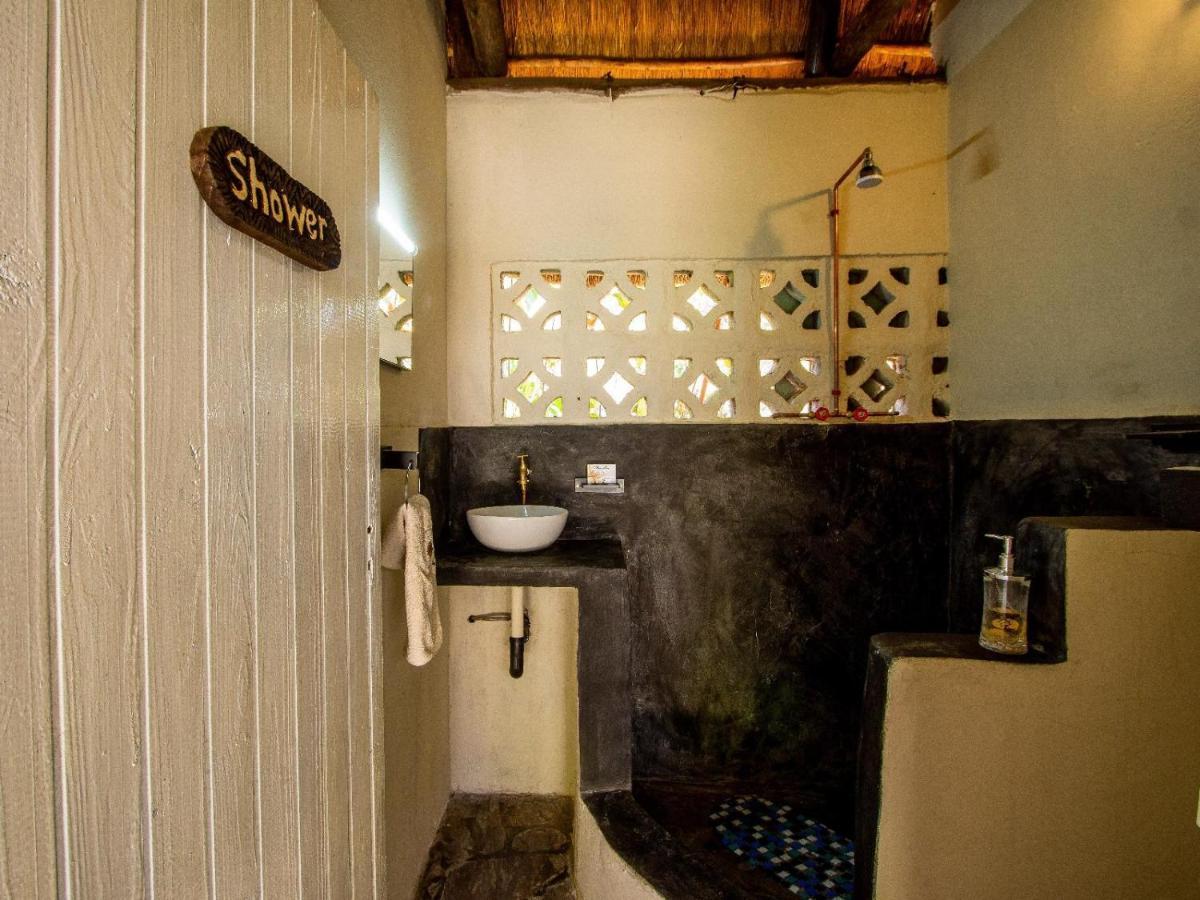 Victoria Falls Backpackers Lodge- Camp Sites Eksteriør billede