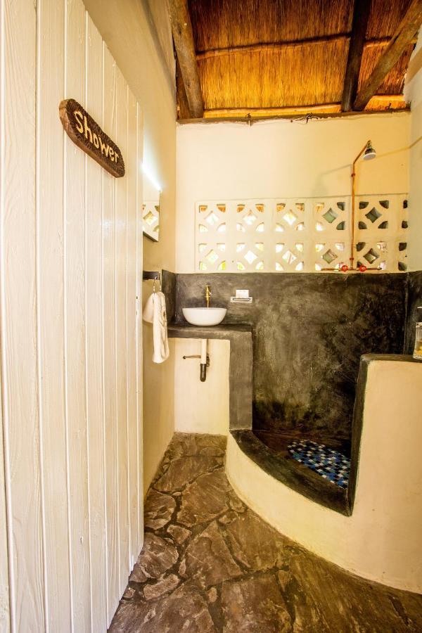 Victoria Falls Backpackers Lodge- Camp Sites Eksteriør billede