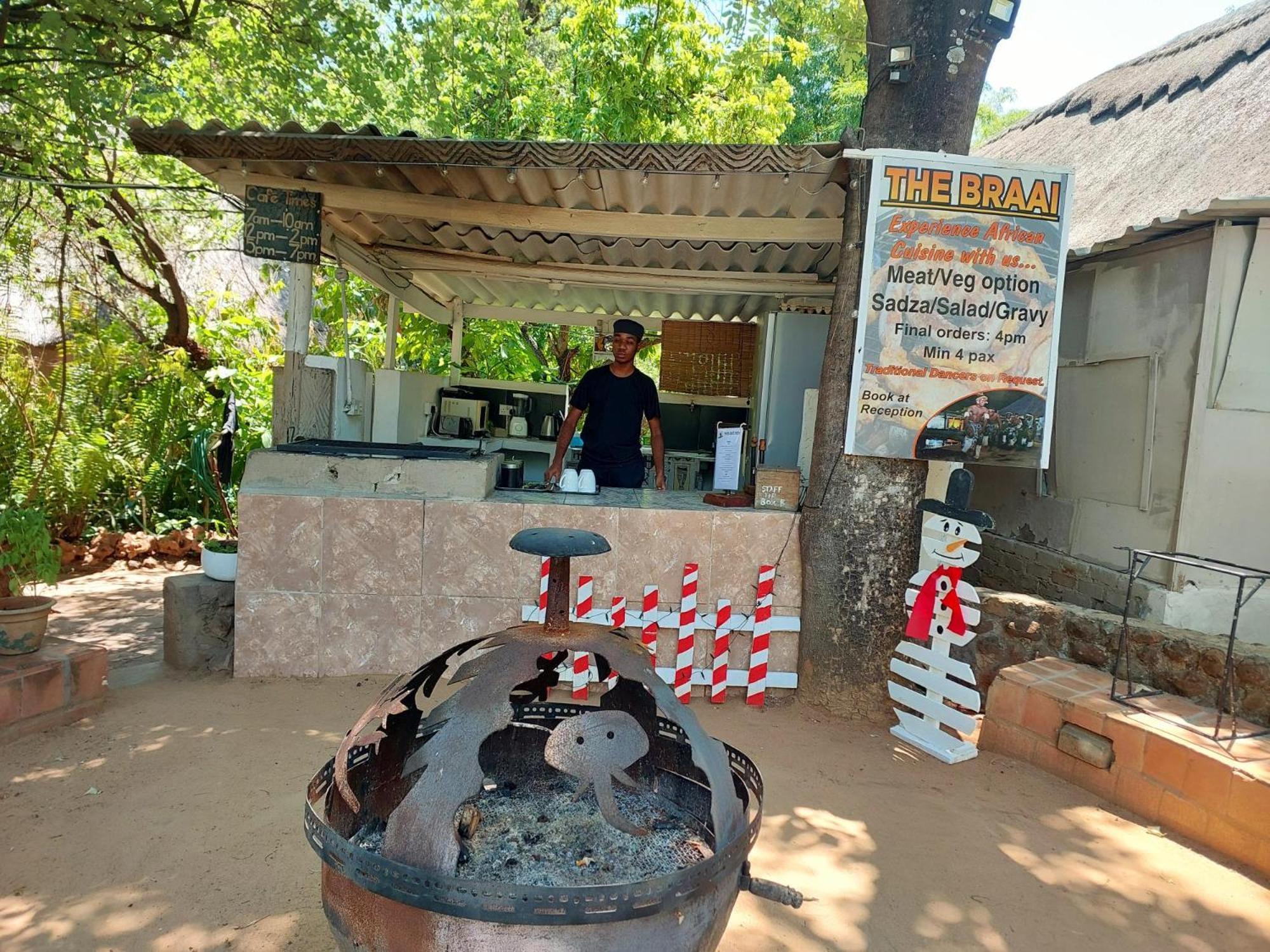 Victoria Falls Backpackers Lodge- Camp Sites Eksteriør billede