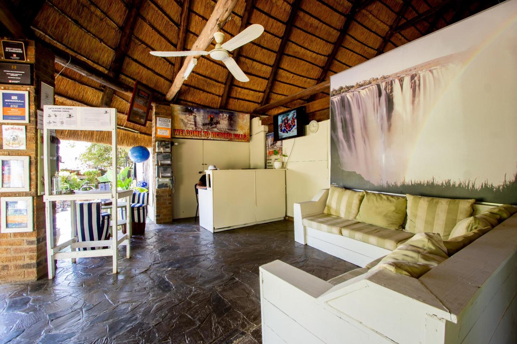 Victoria Falls Backpackers Lodge- Camp Sites Eksteriør billede
