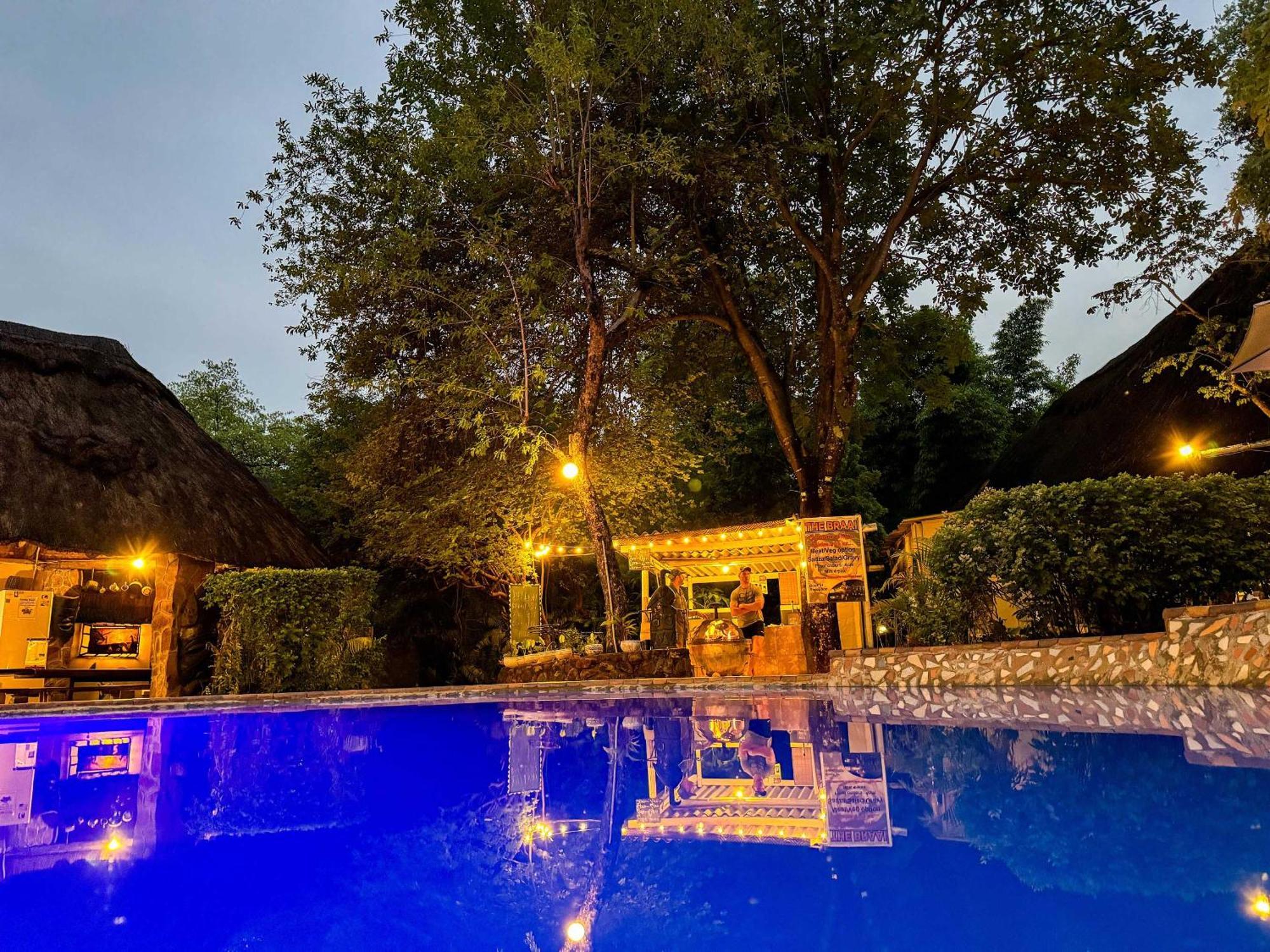 Victoria Falls Backpackers Lodge- Camp Sites Eksteriør billede